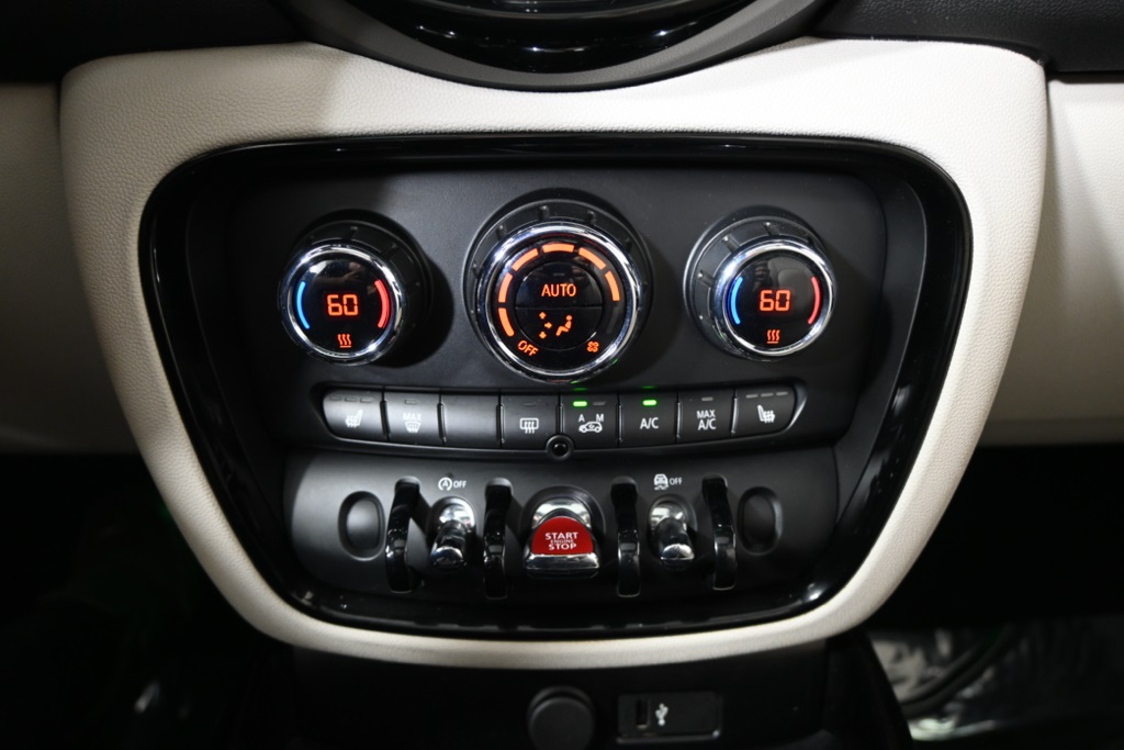 2019 Mini Cooper Base S ALL4 photo 29