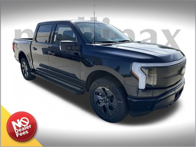 2025 Ford F-150 Lightning Flash's photo