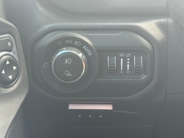 2022 Jeep Gladiator Mojave photo 32