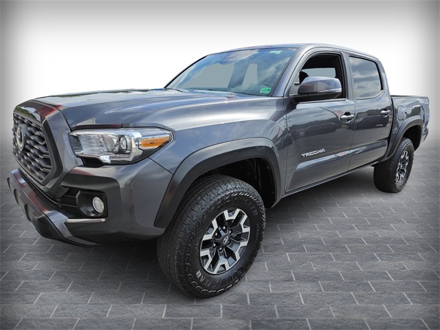 2023 Toyota Tacoma TRD Off-Road photo 3
