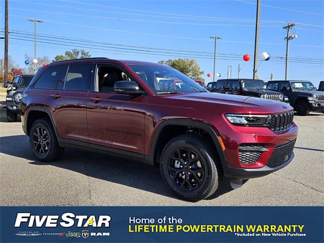 2025 Jeep Grand Cherokee Altitude's photo