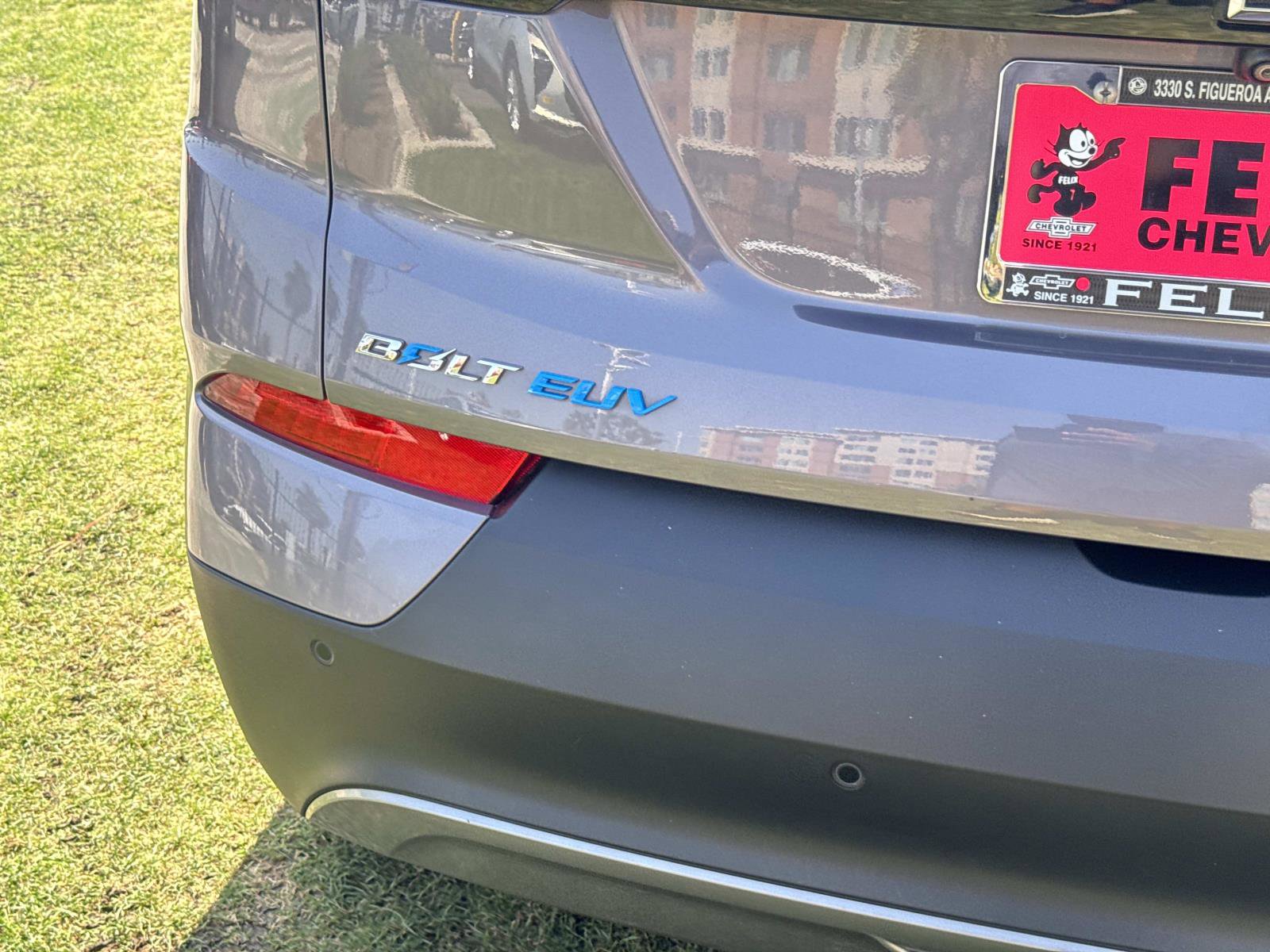 2022 Chevrolet Bolt EUV Premier photo 5