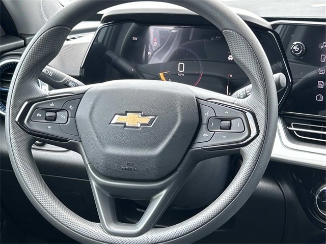 2026 Chevrolet Trax LT photo 14