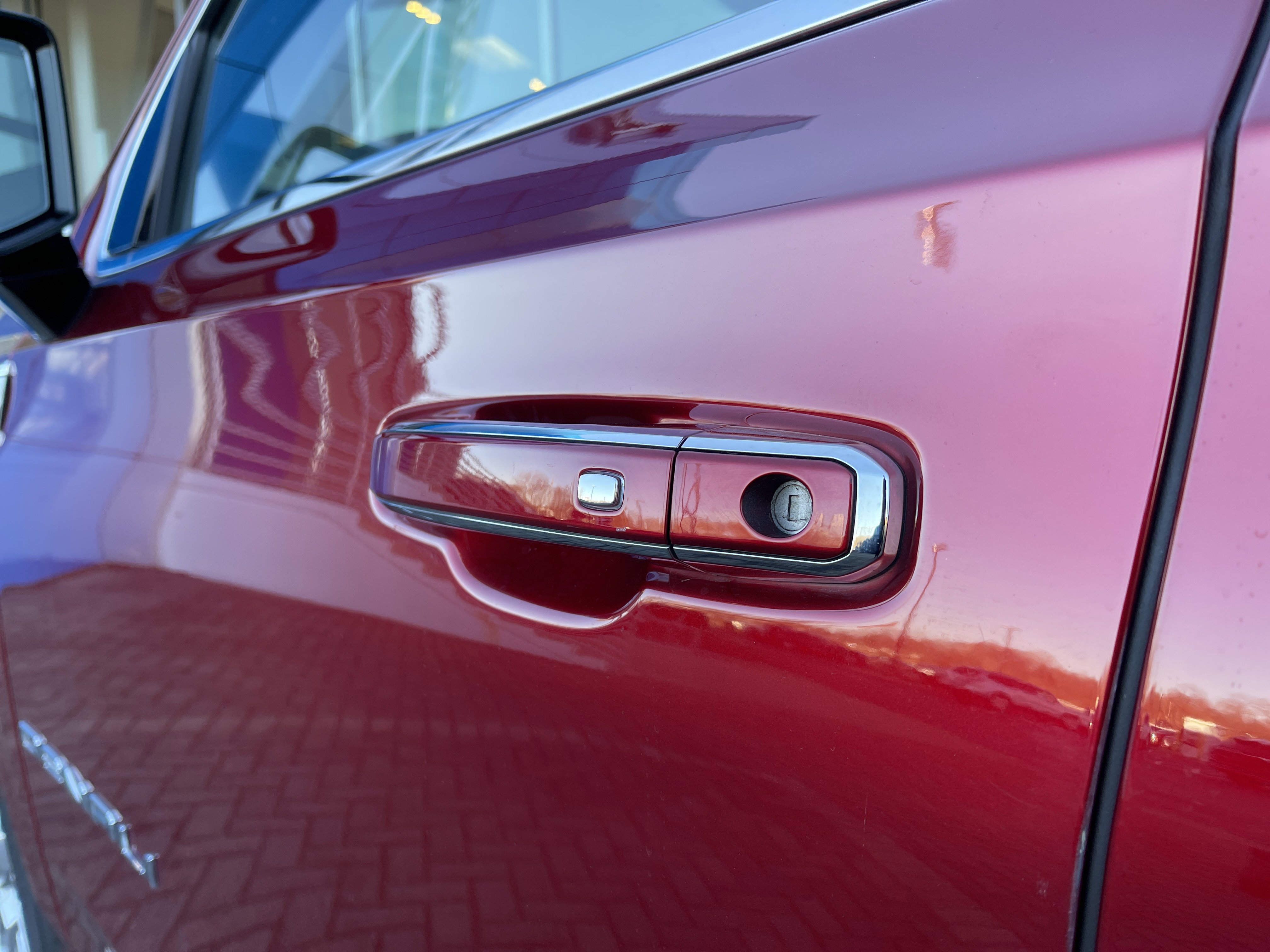 2024 Gmc Yukon Denali photo 2