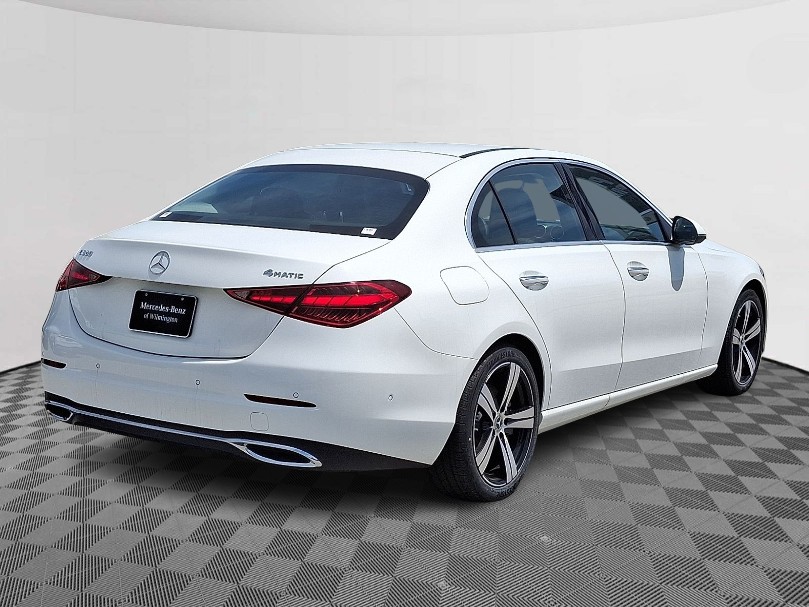 2025 Mercedes Benz C 300 4MATIC photo 4