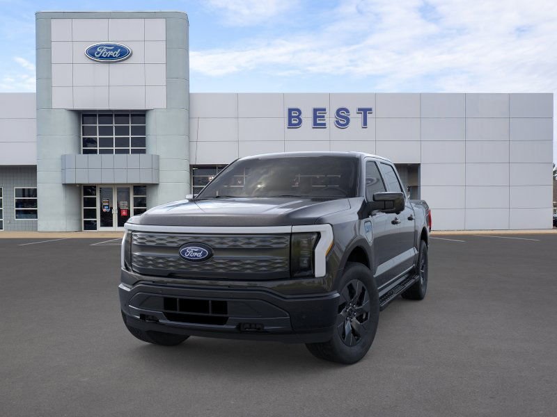 2025 Ford F-150 Lightning Lariat photo 2