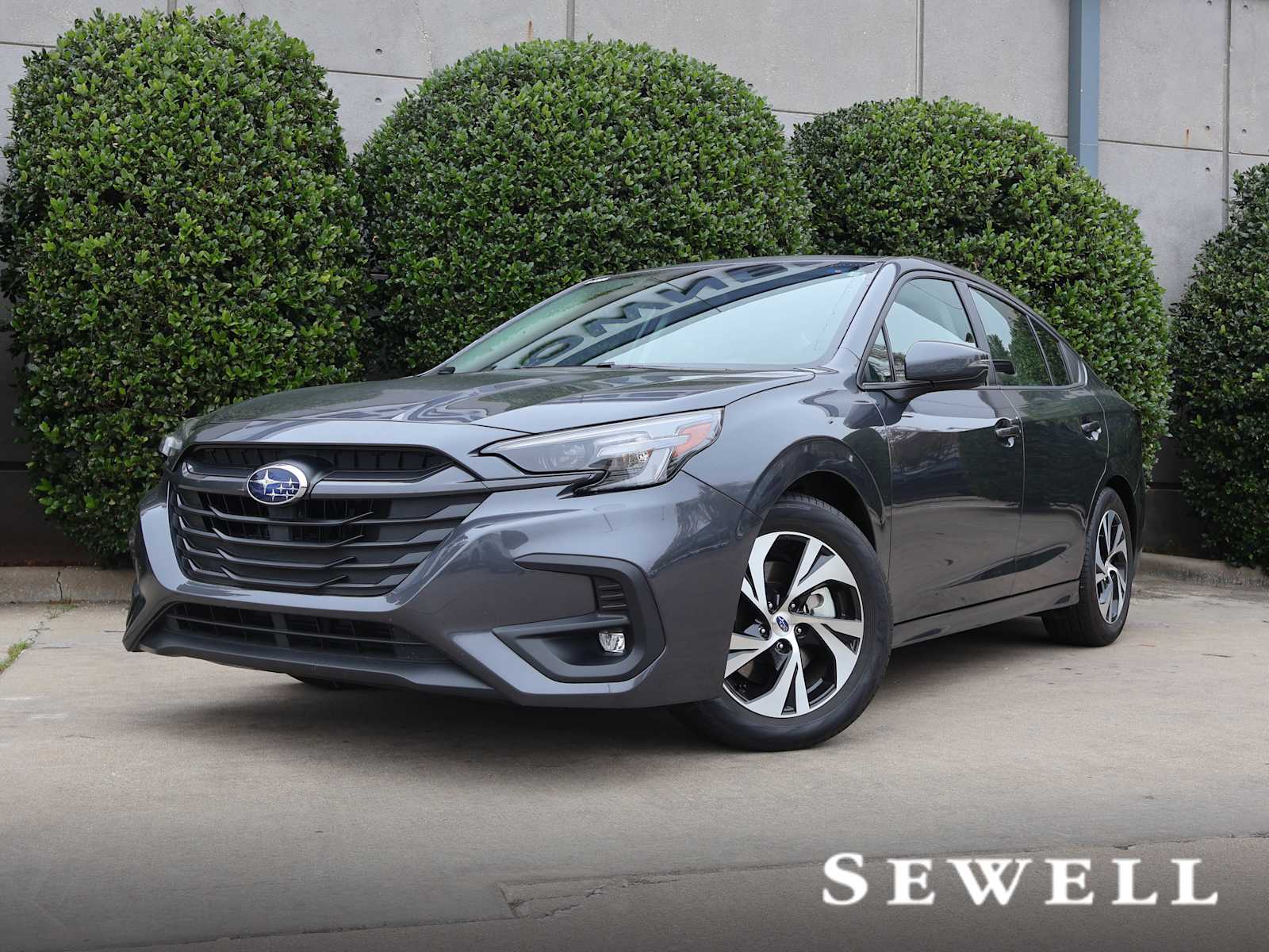 2025 Subaru Legacy Premium's photo