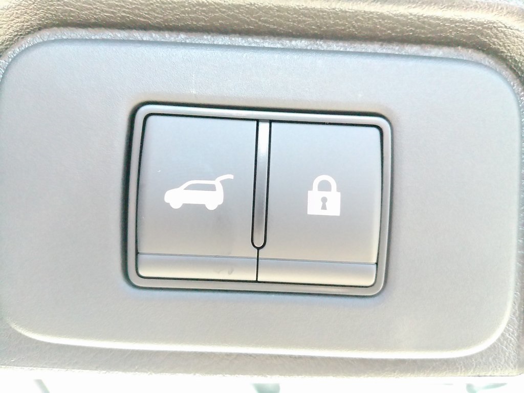 2026 Nissan Rogue SV photo 16