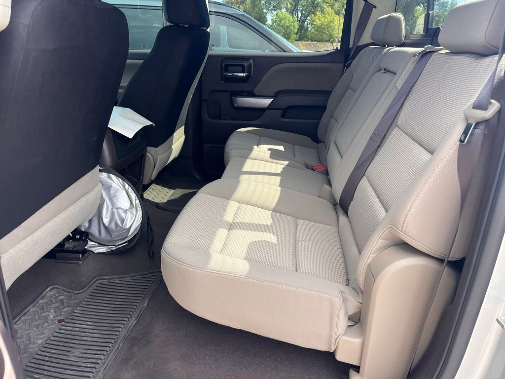 2018 Chevrolet Silverado 1500 LT photo 15