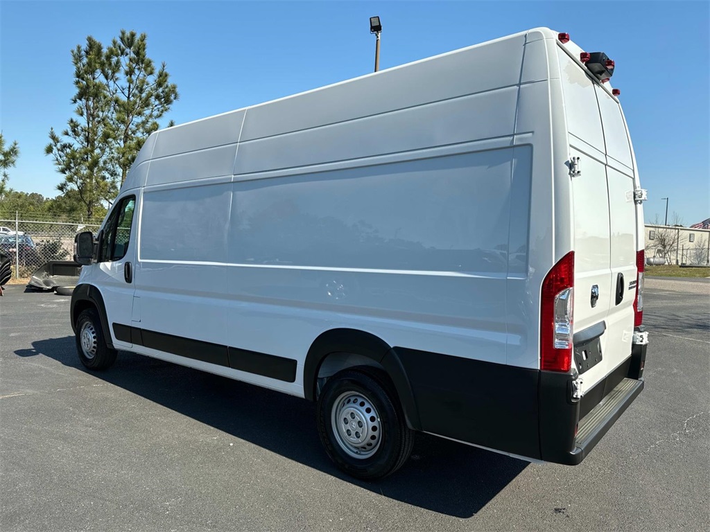 2024 Ram ProMaster 3500 photo 4
