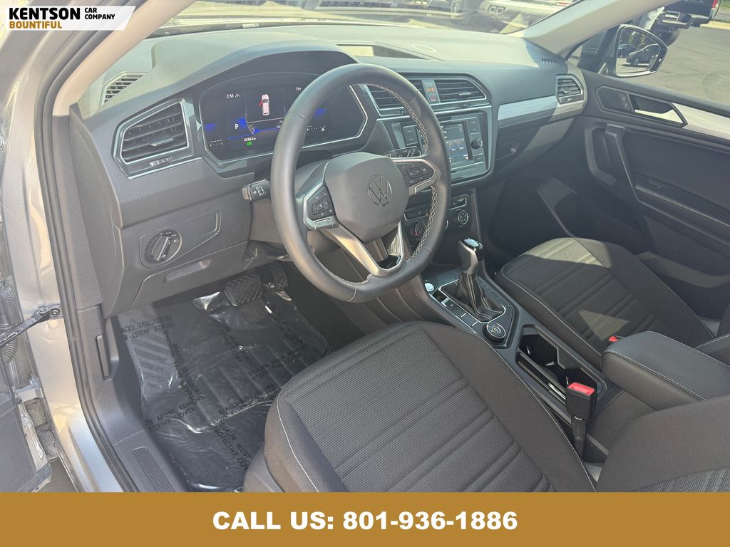 2023 Volkswagen Tiguan S photo 22