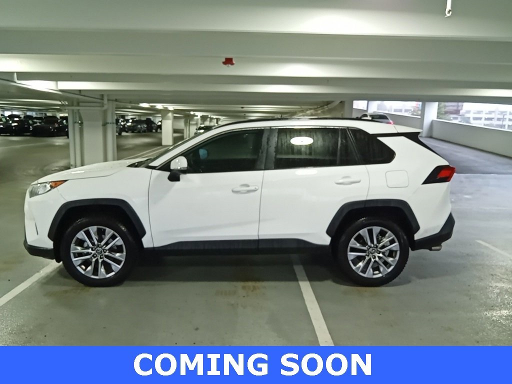 2020 Toyota RAV4 XLE Premium