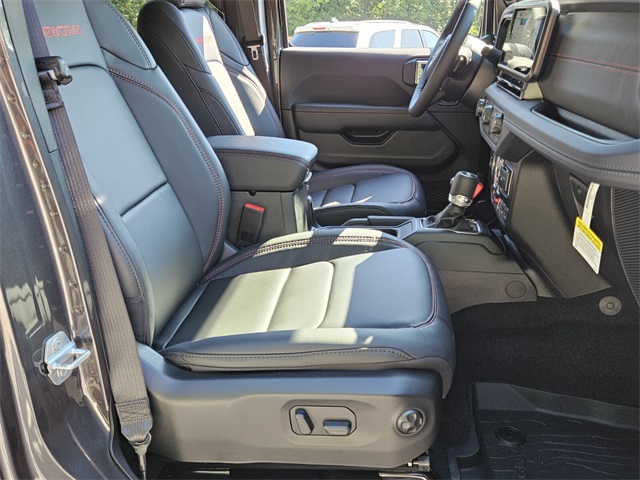 2025 Jeep Wrangler Rubicon X photo 15