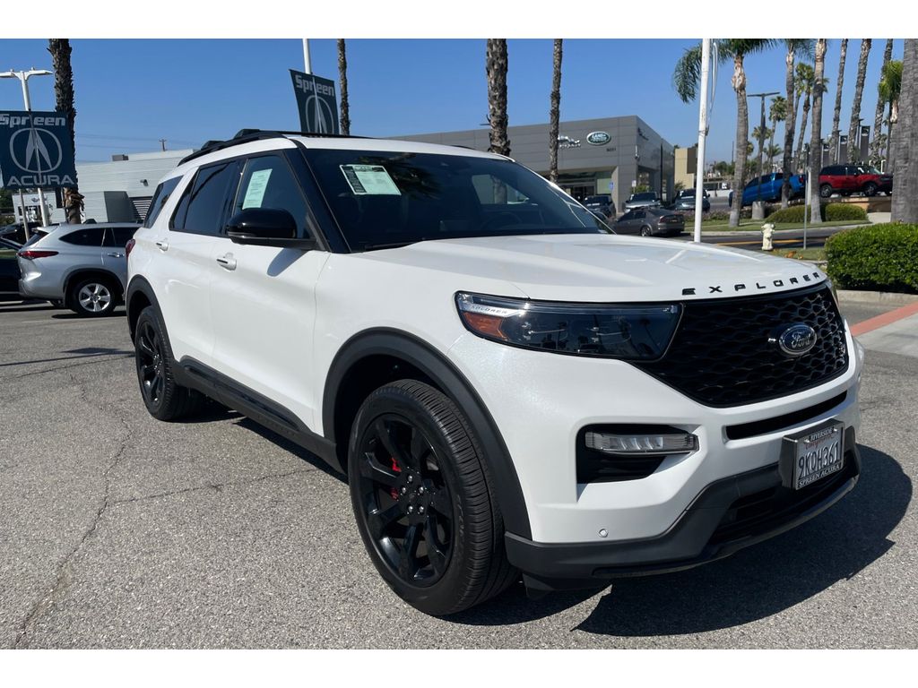 2023 Ford Explorer ST photo 7