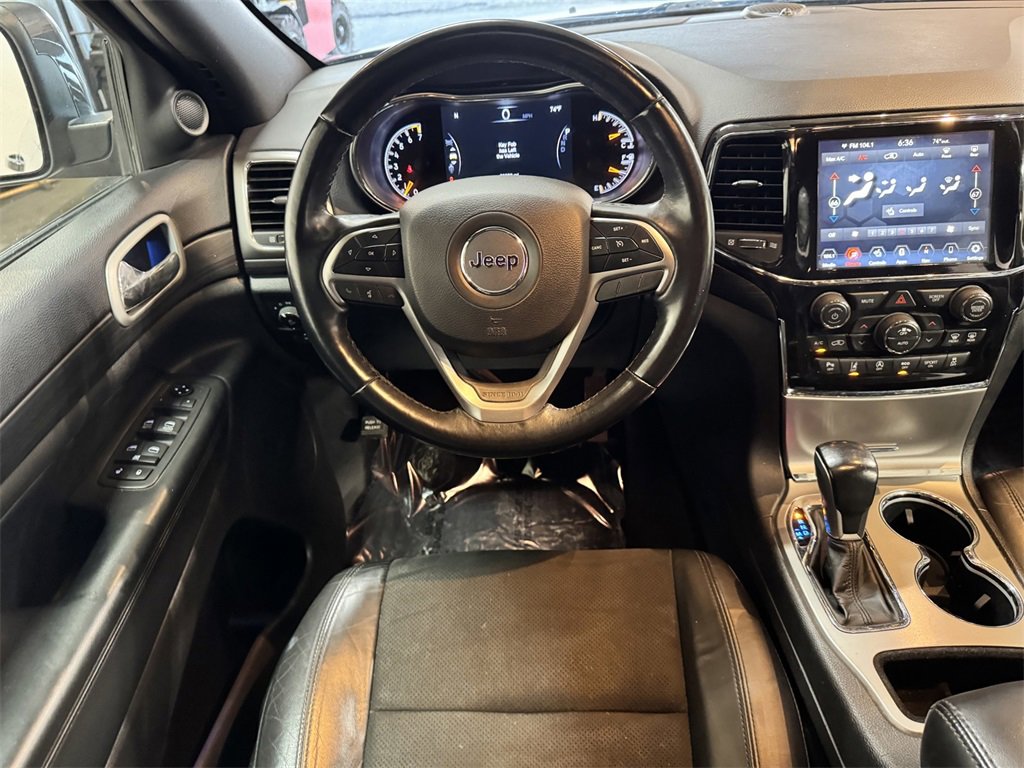 2021 Jeep Grand Cherokee Laredo photo 26