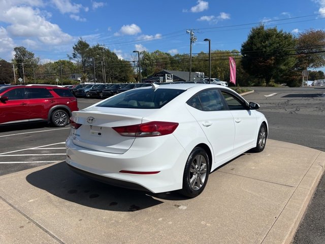 2017 Hyundai Elantra SE photo 3