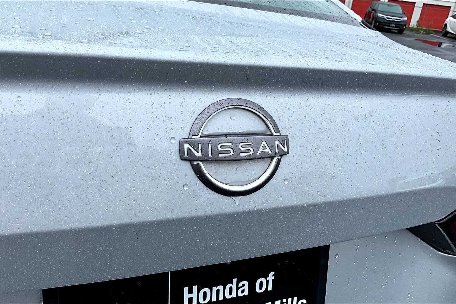 2023 Nissan Altima 2.5 SR photo 29