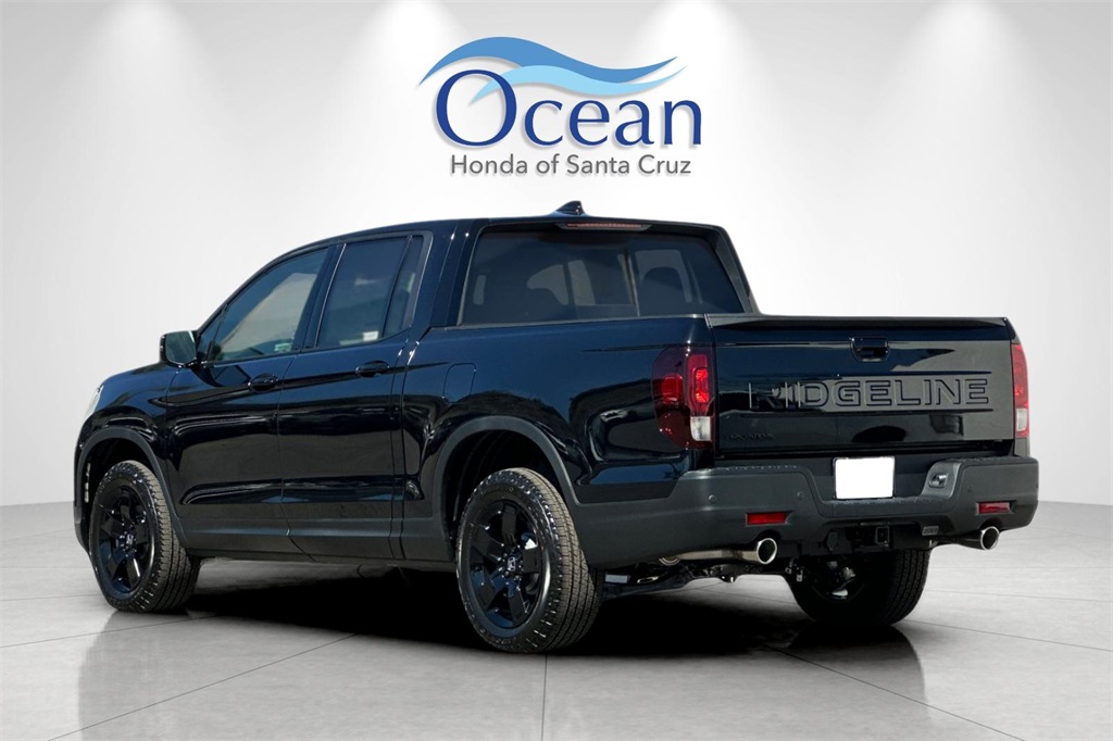 2026 Honda Ridgeline Black Edition photo 3