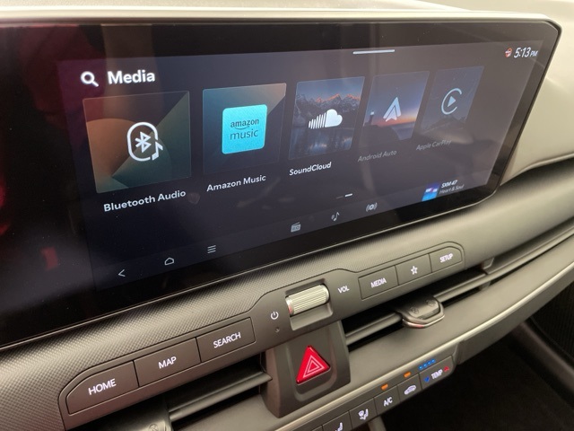2025 Kia K4 LXS photo 25