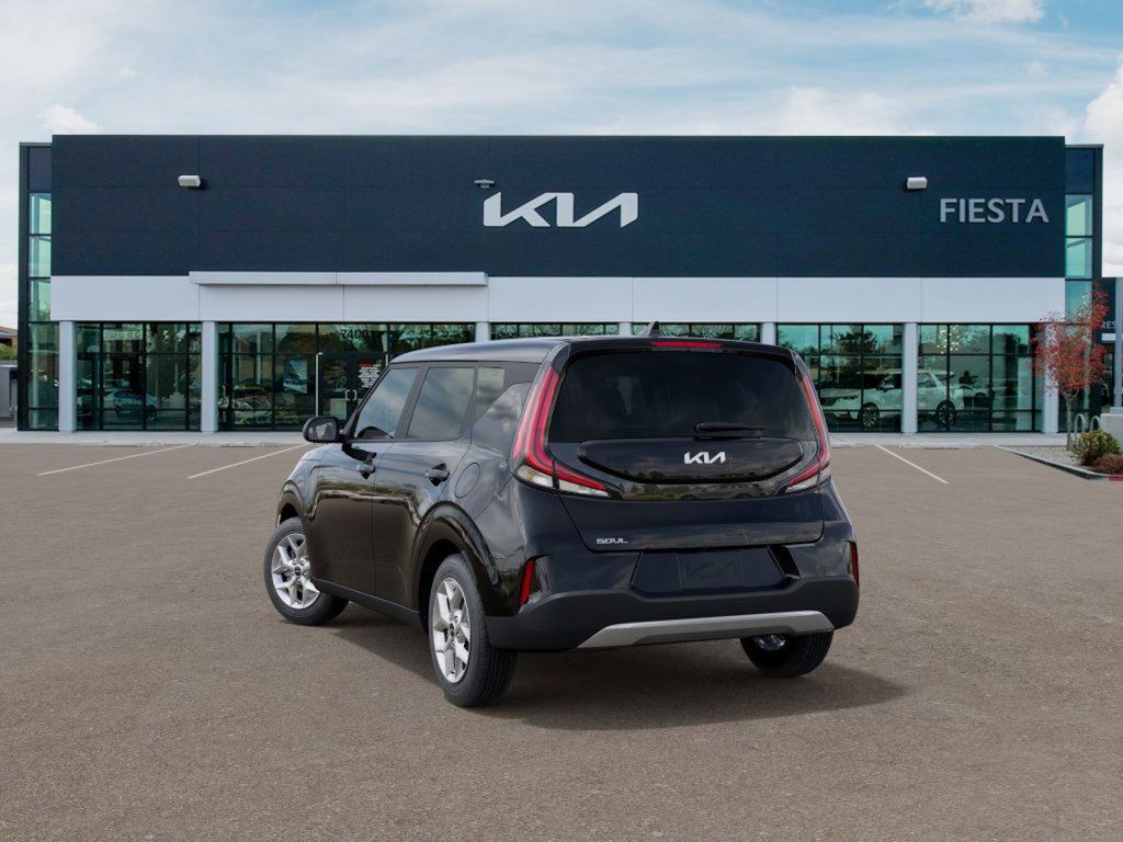 2025 Kia Soul S photo 4