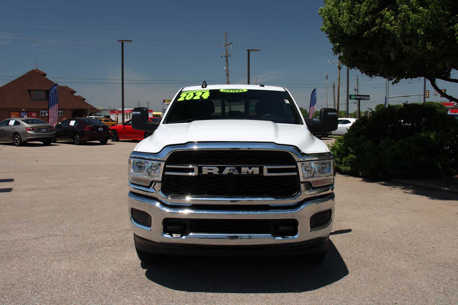 2024 Ram 2500 Tradesman photo 4