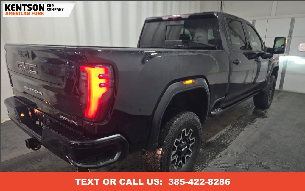 2024 Gmc Sierra HD AT4X photo 3