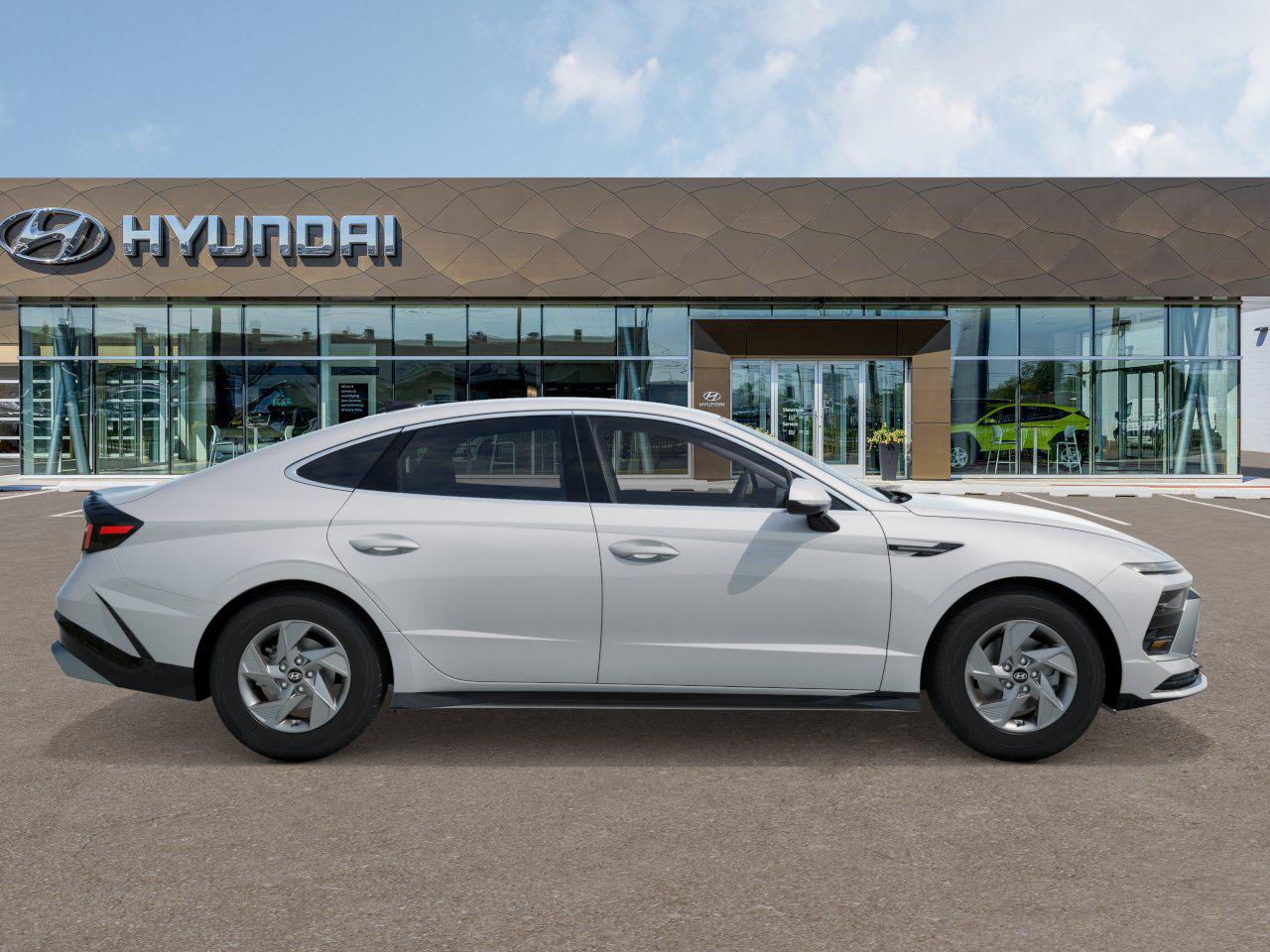 2026 Hyundai Sonata SE photo 5