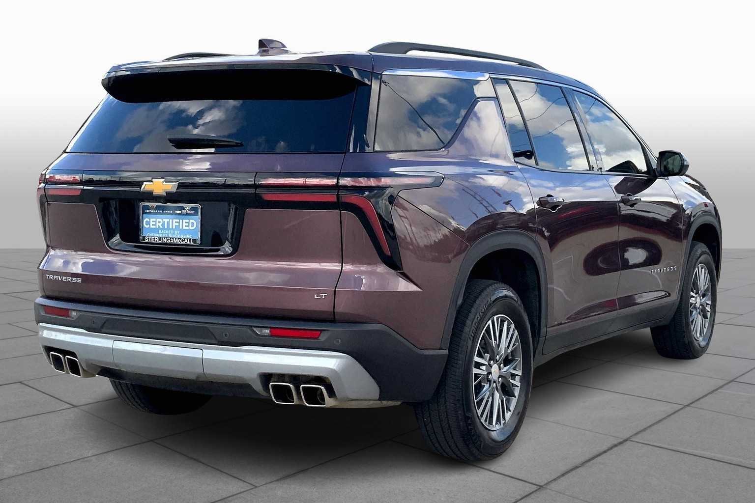 2024 Chevrolet Traverse photo 12