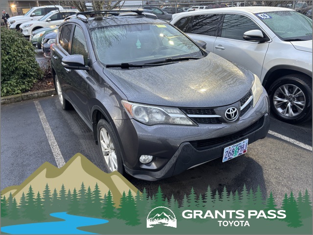 2015 Toyota RAV4 Limited's photo