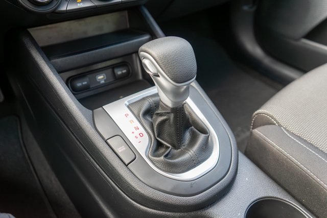 2022 Kia Forte LXS photo 21