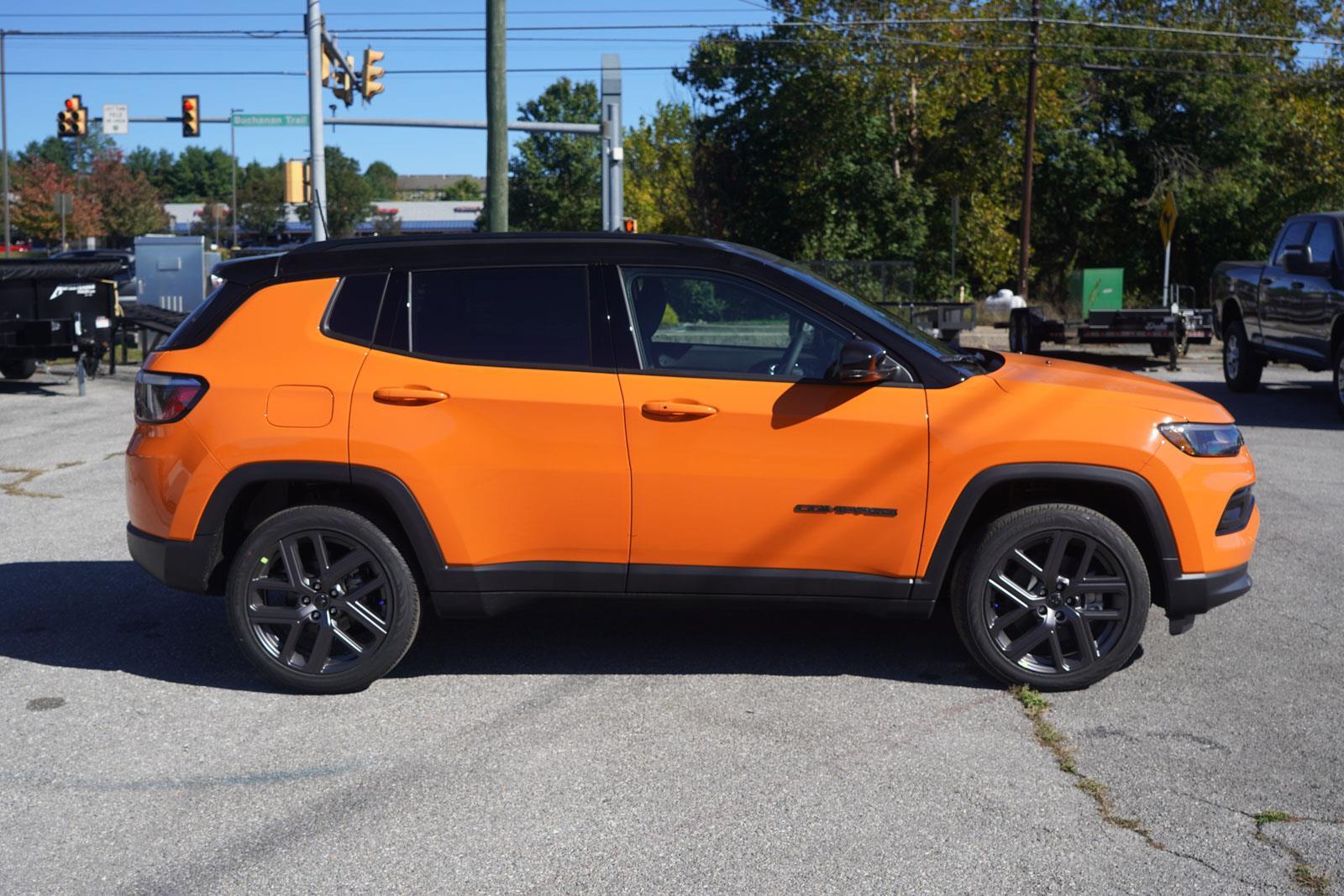 2026 Jeep Compass Limited Altitude photo 2