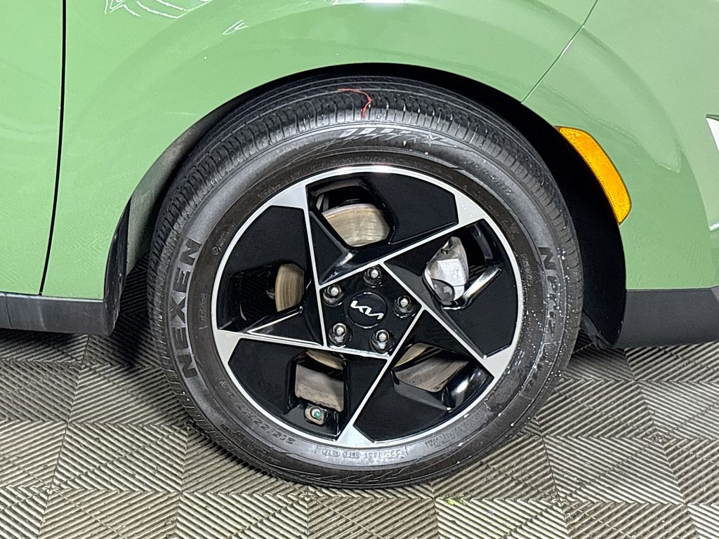 2023 Kia Soul EX photo 23