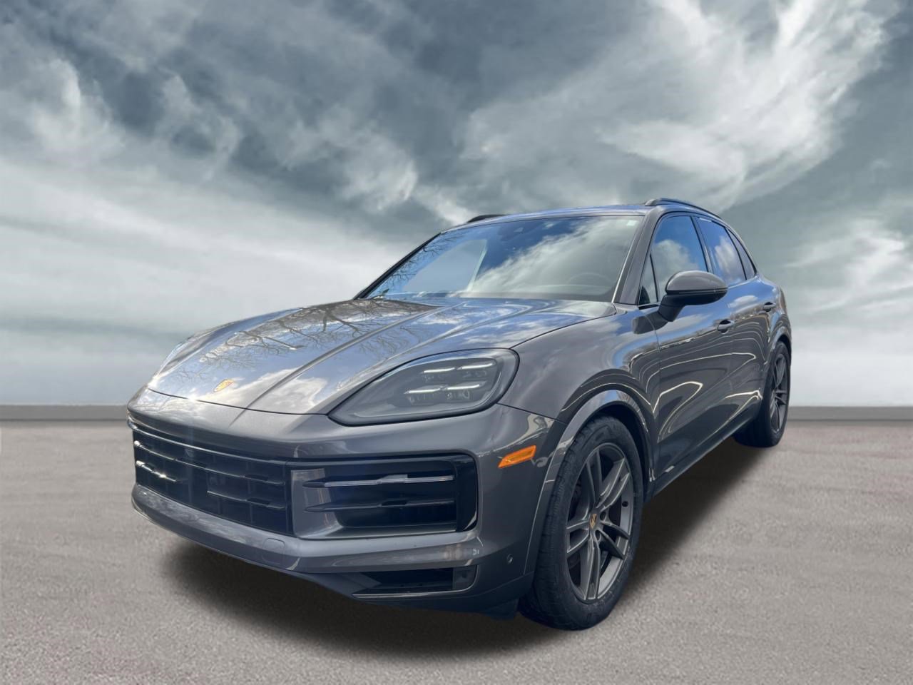 2024 Porsche Cayenne Base's photo