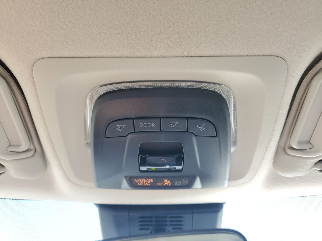 2025 Toyota Corolla LE photo 26