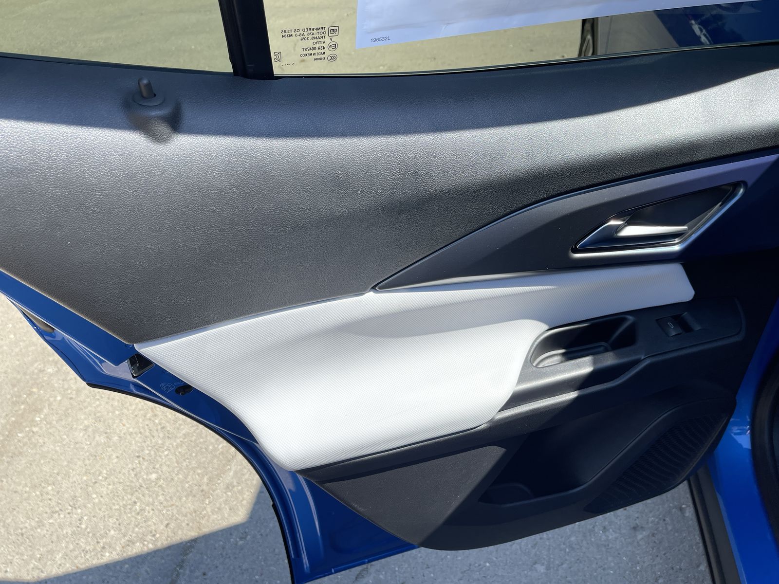 2026 Chevrolet Equinox EV 1LT photo 4
