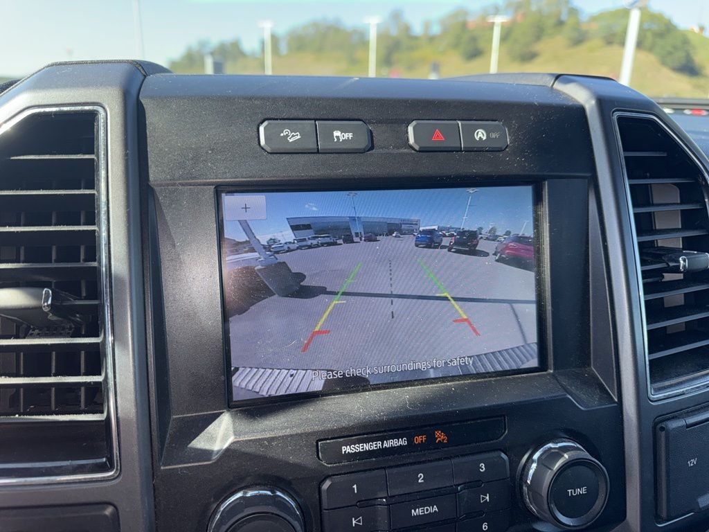 2020 Ford F-150 XLT photo 11