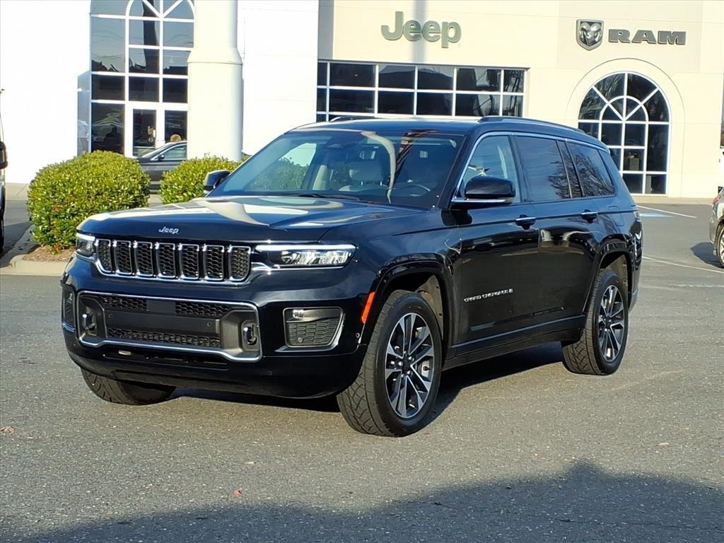 2021 Jeep Grand Cherokee L Overland's photo
