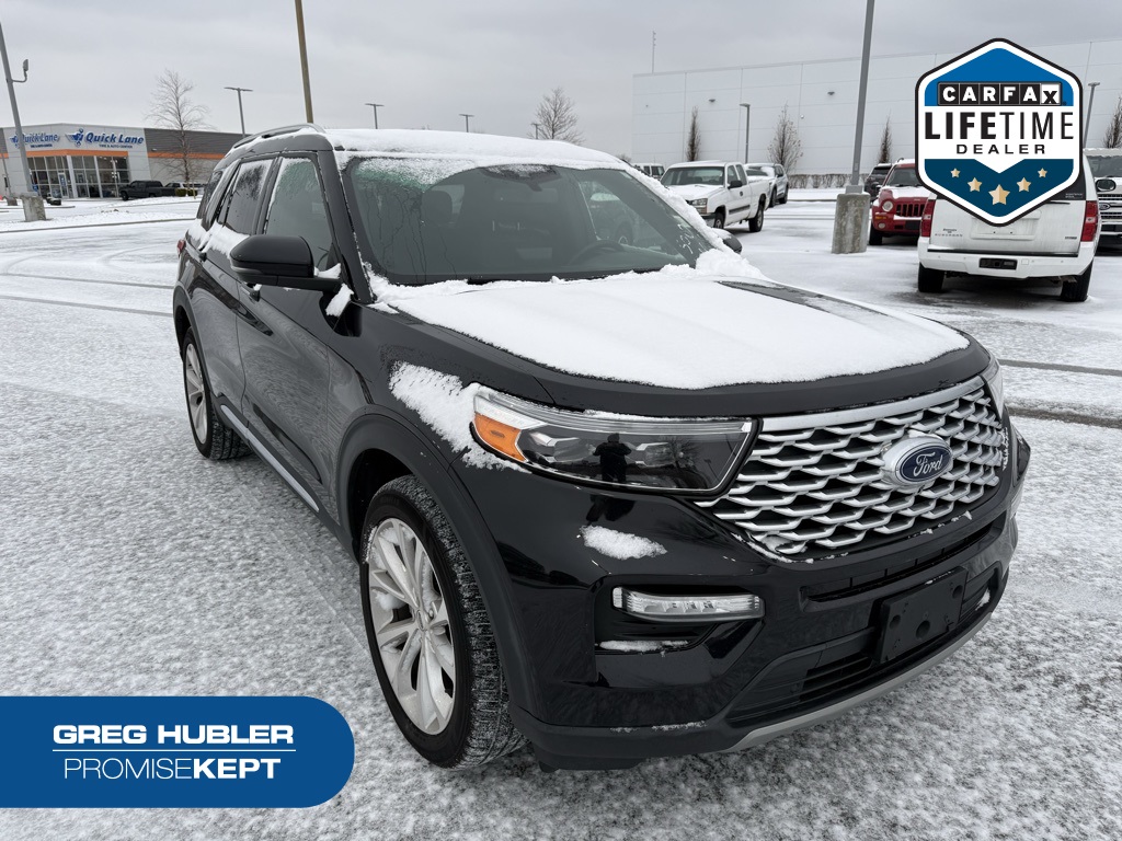 2022 Ford Explorer Platinum's photo