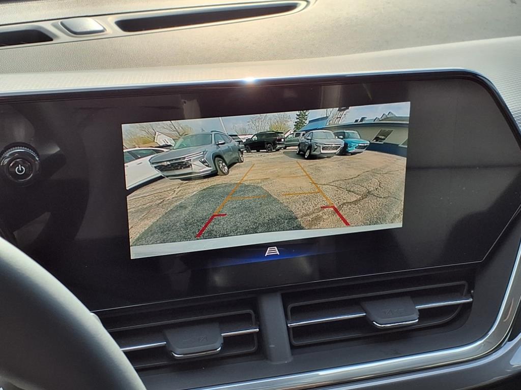 2025 Chevrolet Trax ACTIV photo 14