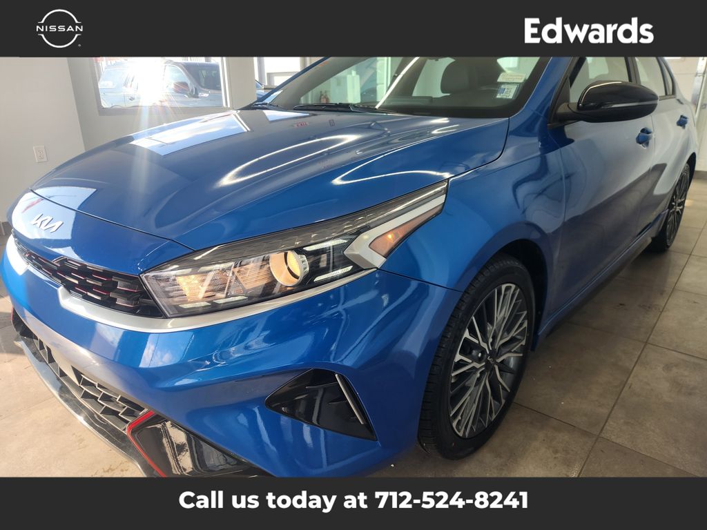 2023 Kia Forte GT-Line photo 4