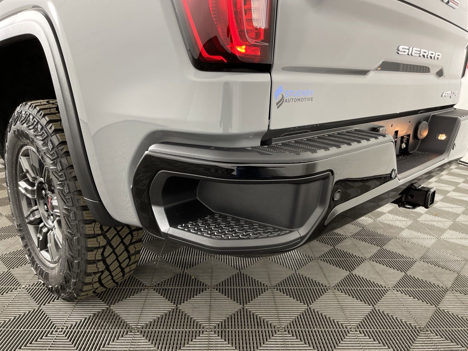 New 2024 GMC Sierra 1500 AT4X Crew Cab in Altoona 24GT140 Stuckey GMC