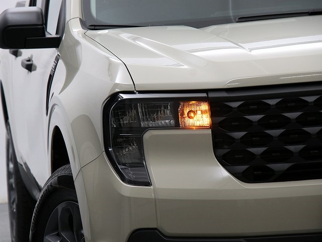 2025 Ford Maverick XLT photo 4