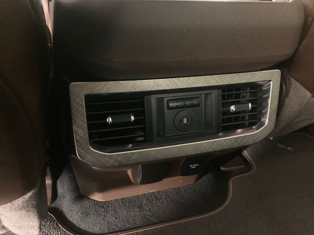 2024 Ford F-350 photo 4