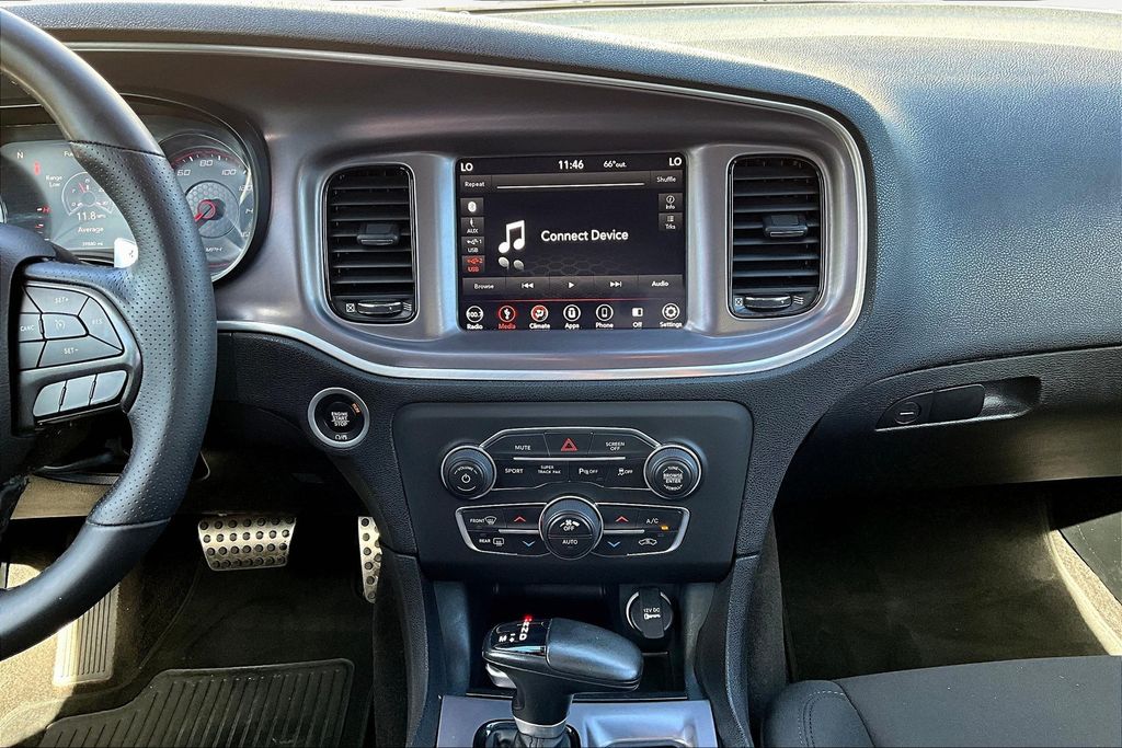 2019 Dodge Charger R/T photo 11