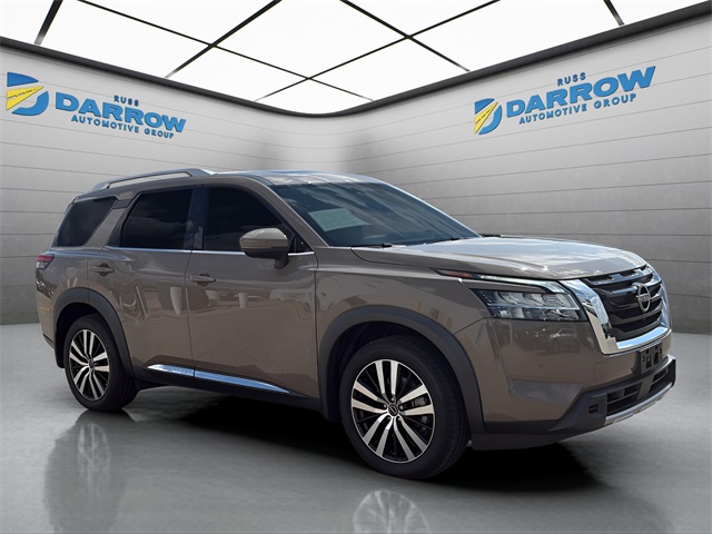 2023 Nissan Pathfinder Platinum photo 6