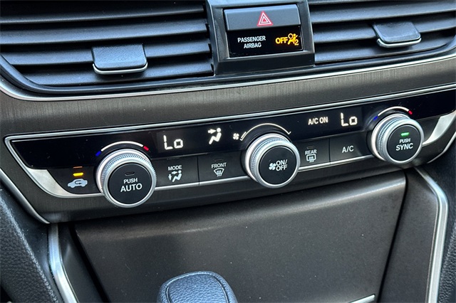 2022 Honda Accord LX photo 22