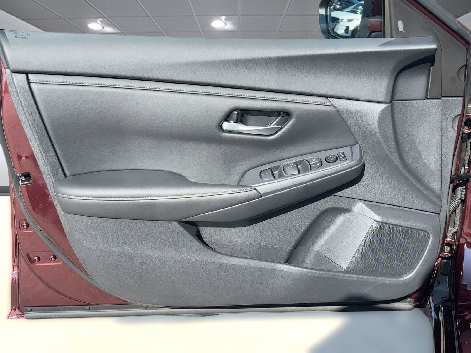 2025 Nissan Sentra SV photo 17