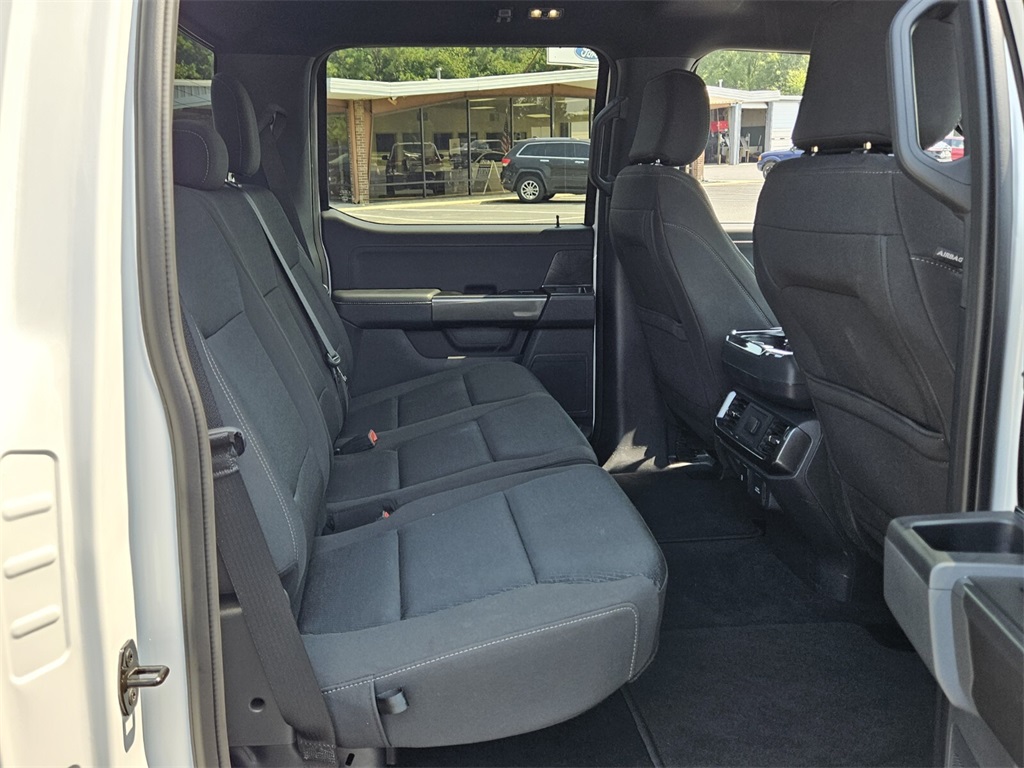 2023 Ford F-150 XLT photo 12