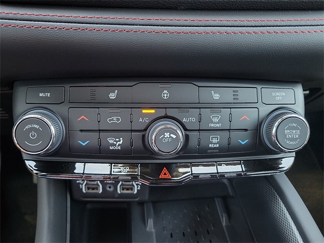 2025 Dodge Durango R/T photo 14