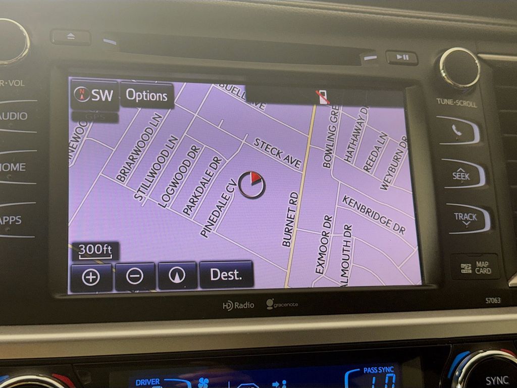 2015 Toyota Highlander Base Hybrid photo 12